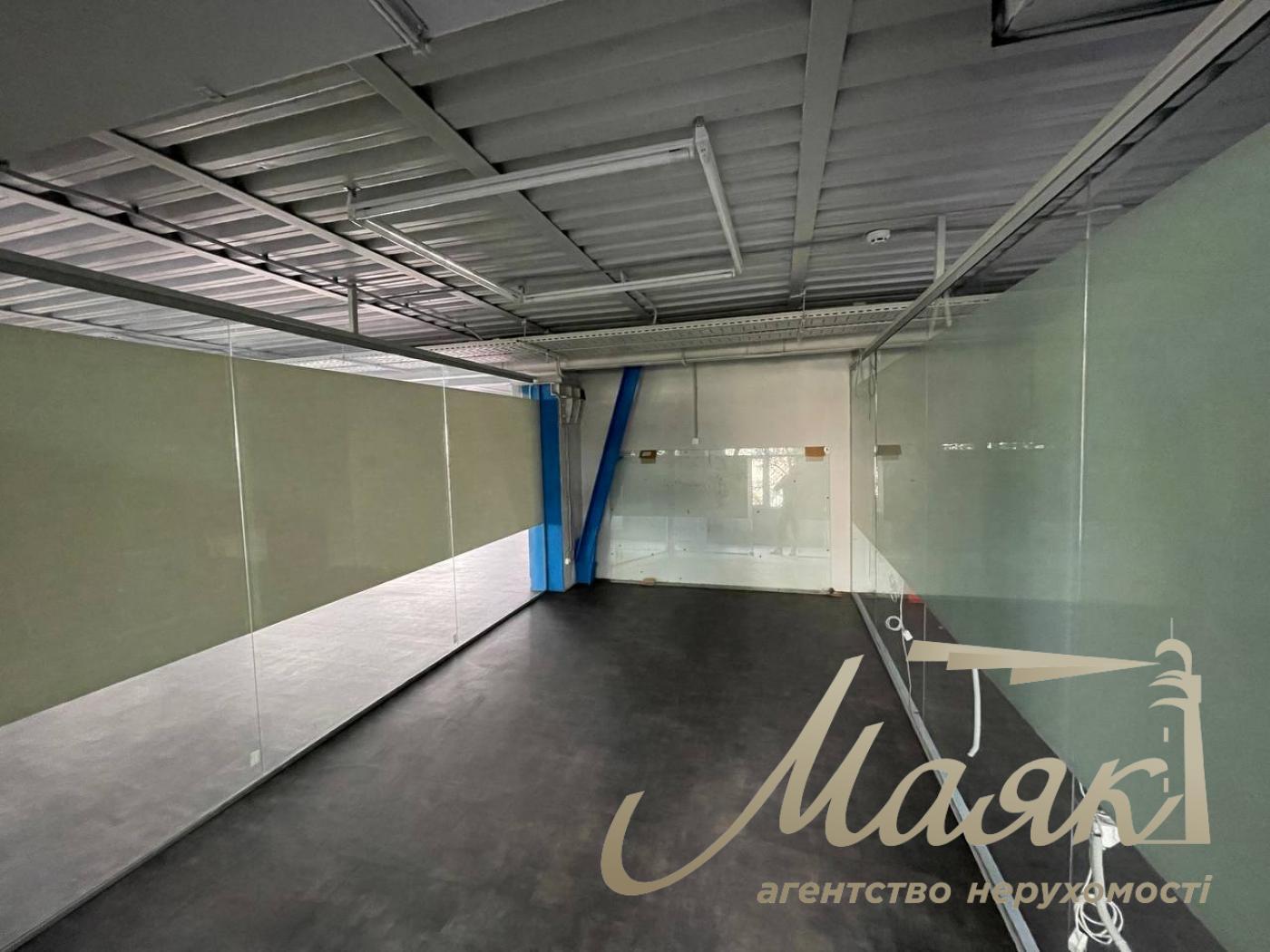 Аренда офисного помещения 1712м2 возле м. Политехнический институт