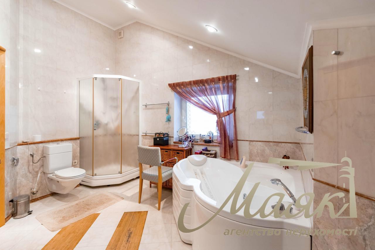 Sale of a house in the residential complex "Golden Gate", Kozin village.