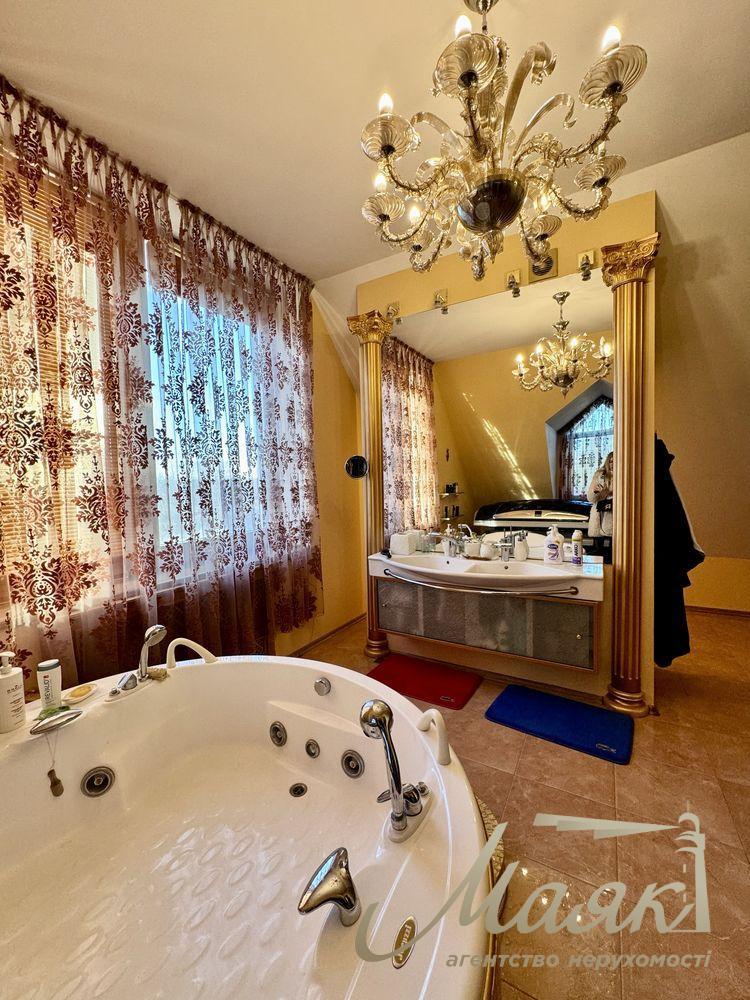 Продажа дома 350м2 в КГ «Золотые Ворота», с. Конча-Заспа/Козин, Обуховское направление