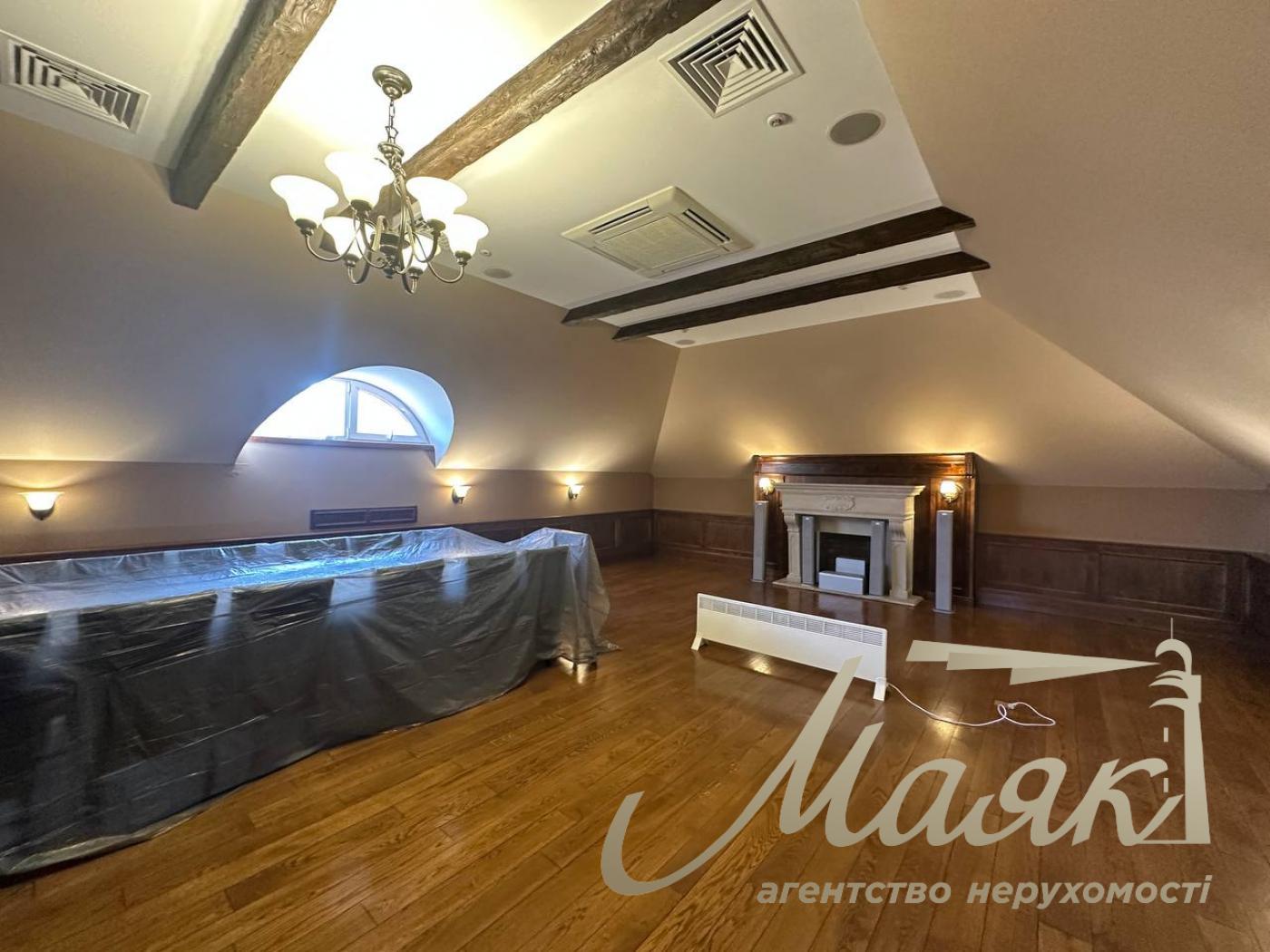 Rent of premises for a restaurant on Almazova St. 12, Pechersk