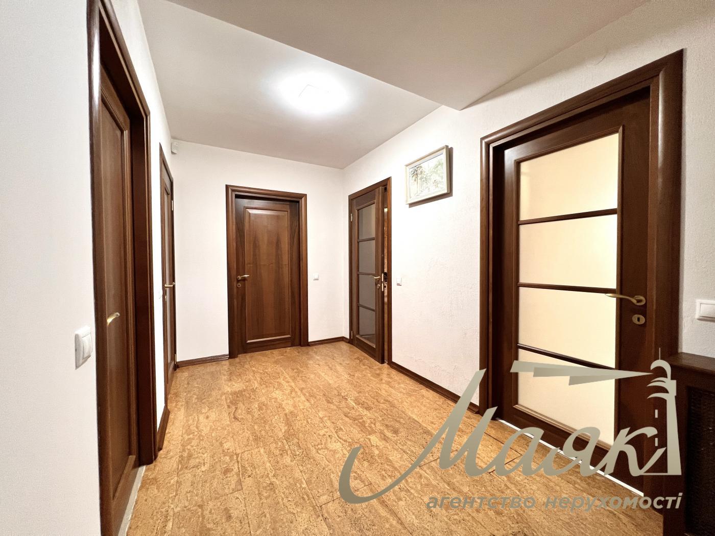 Оренда 2-х поверхової резиденції 430м2, Козин, Конча - Заспа