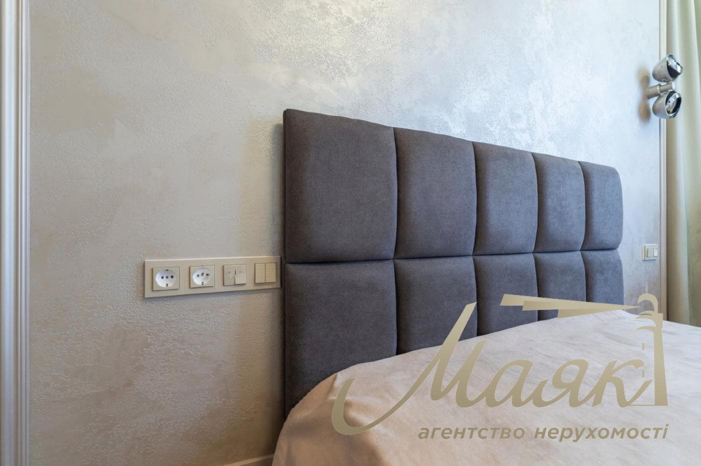Продаж 3-кімнатної квартири в ЖК Royal Tower, 86м², вул. Саксаганського, 37К, Центр, Київ