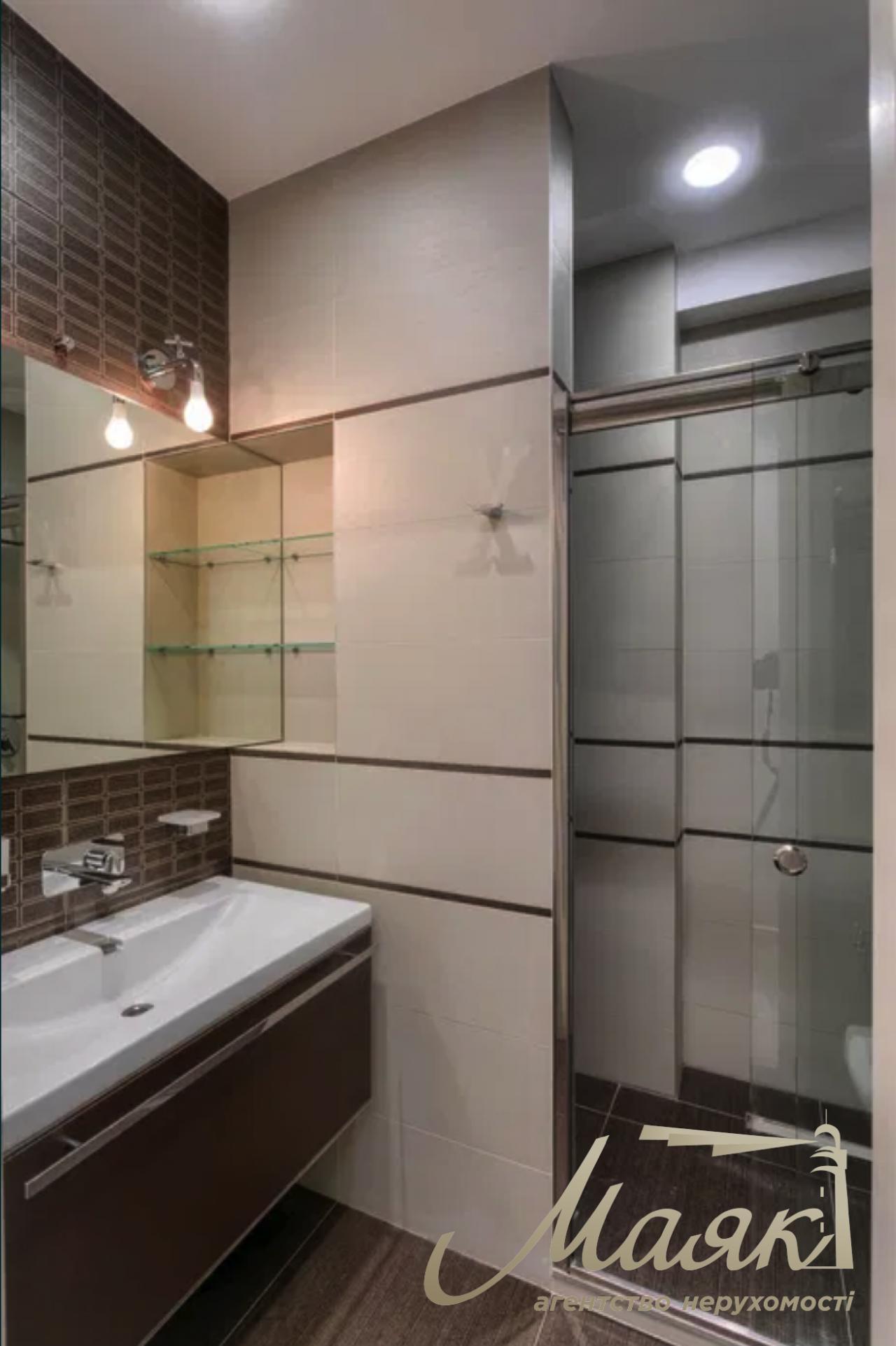 Sale of 3-room apartment Shota Rustaveli street