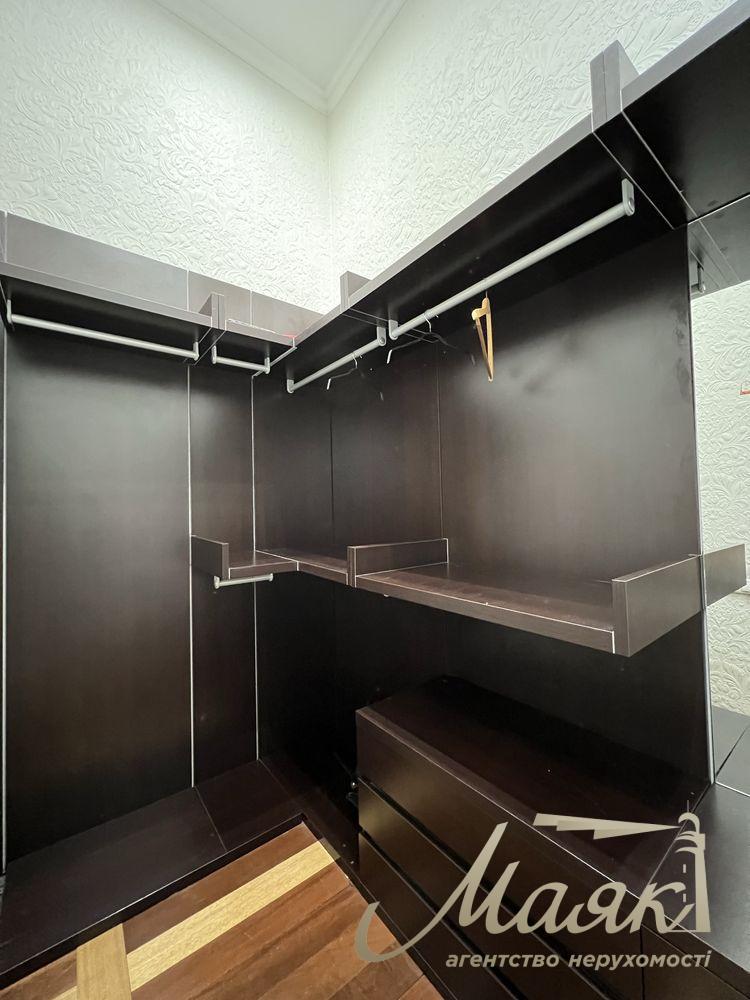 Продаж 2к. квартири вул. Велика Васильківська, 27, площа Українських Героїв, Центр