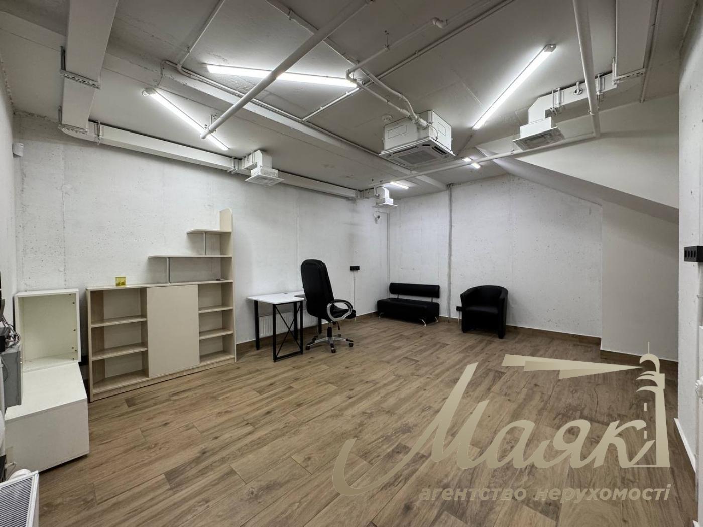 Оренда комерції 90м2, ЖК Севен.