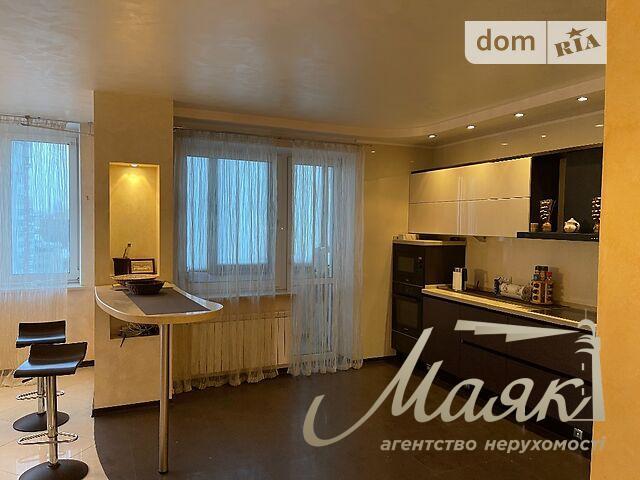 Продаж 6к квартири 291 кв. м, по вул. Тургенєвська 28а