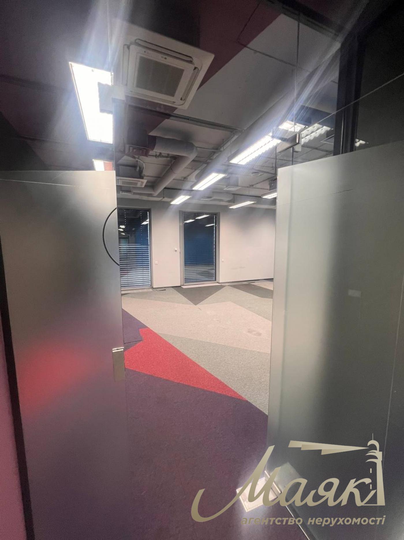 Office for rent 490m2 in BC Merx,15 Leipzigskaya St., Pechersk