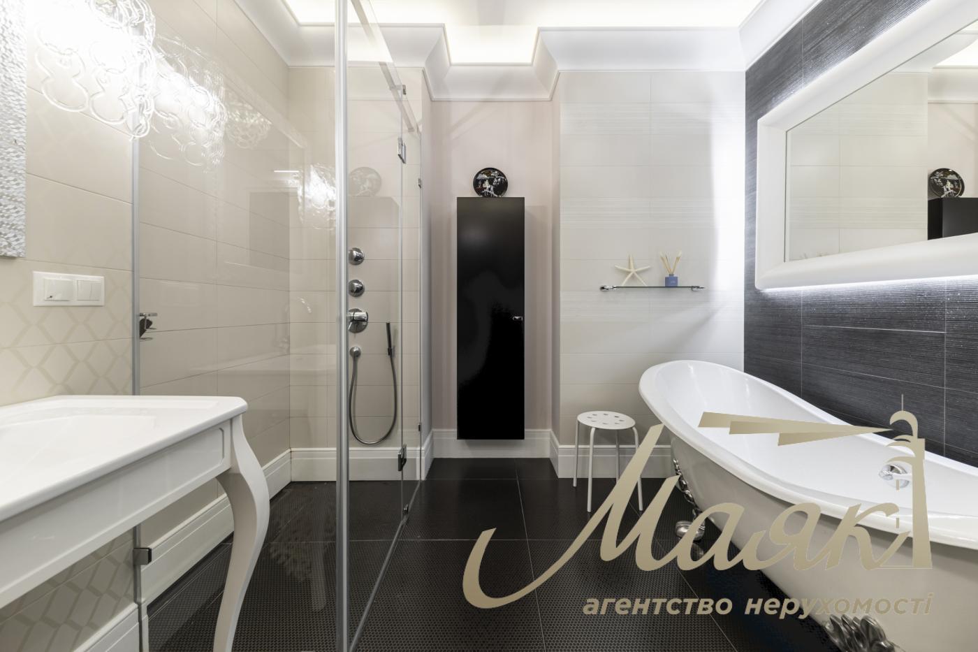 Продажа квартиры 170м2 ЖК "Престиж Холл", Печерский р-н.