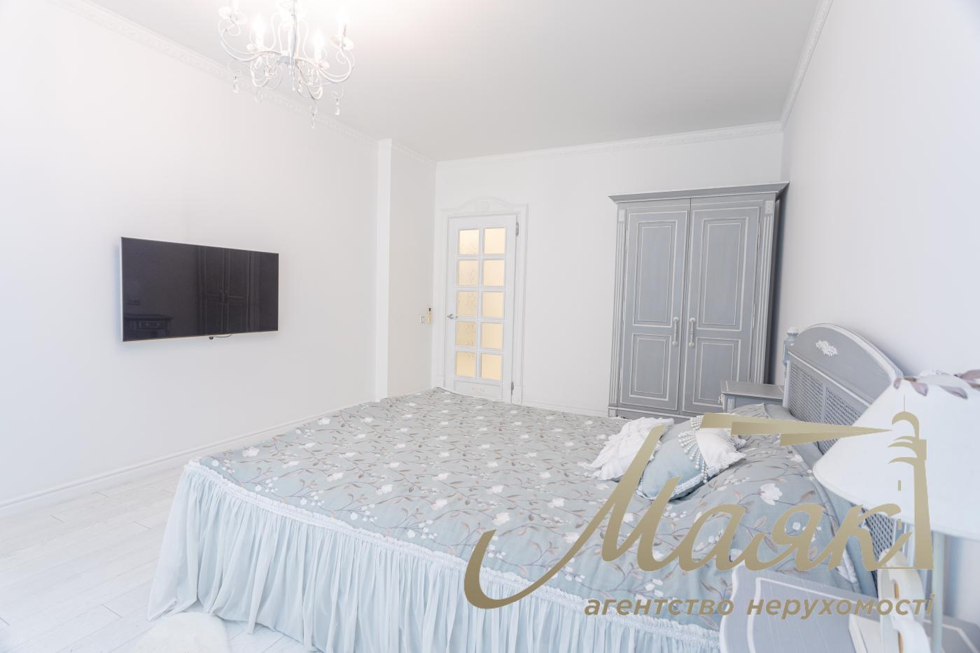 Продаж 3 кімнатної квартири в ЖК Park Avenue, пр-т Голосіївський