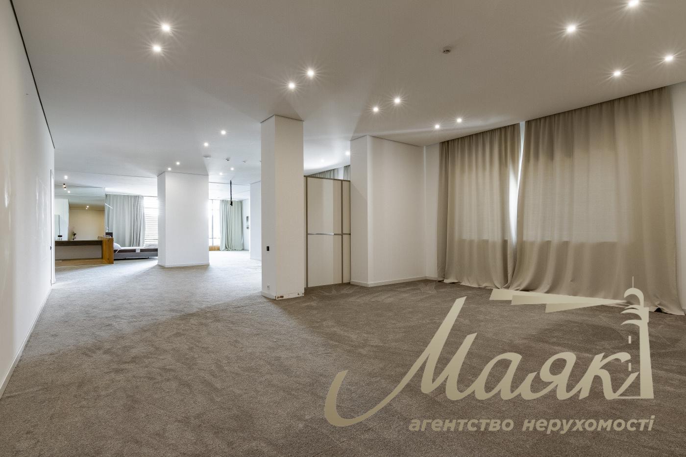 Оренда будівлі 3500м2 у с. с. Красне Перше, поруч із м. Обухів