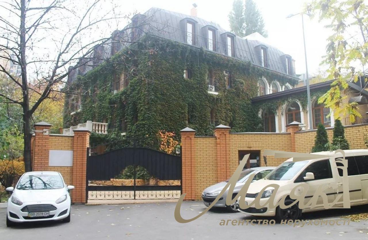 Respectable office building for sale! Zhylianska street. Center. Kyiv