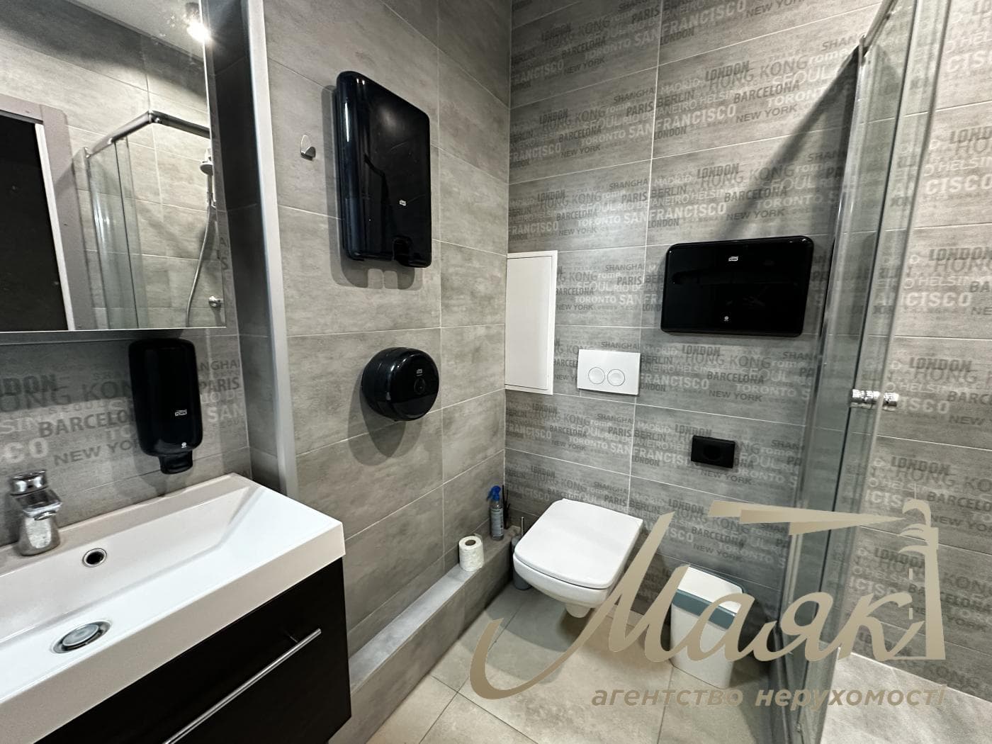 Office for rent with furniture (118m2) in LCD Prestige Hall, Palace Ukraine, Pechersk