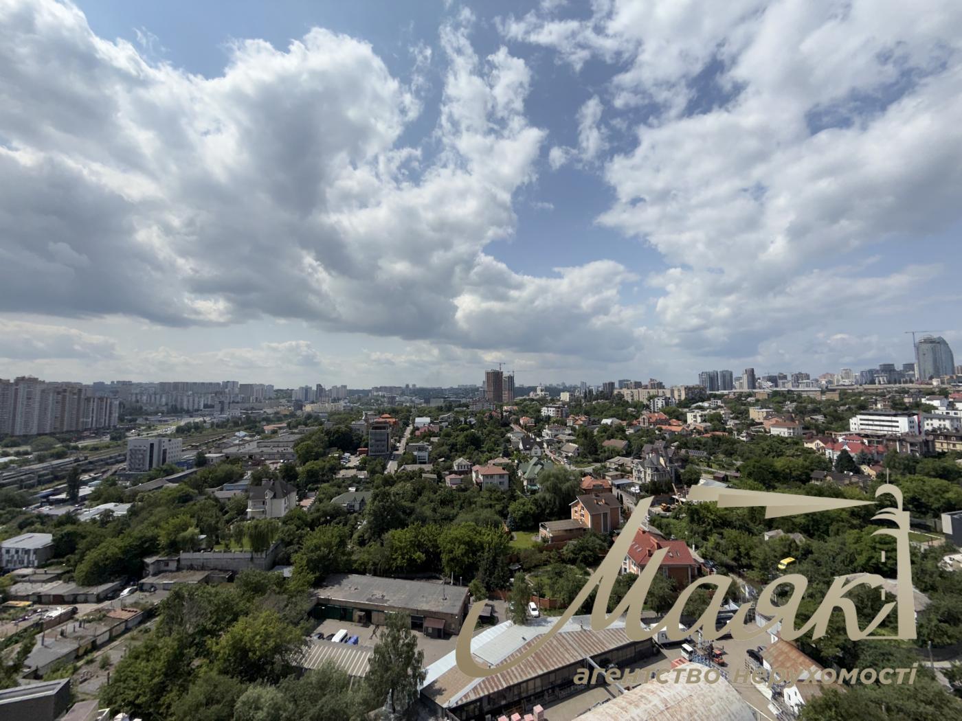 Продажа стильной 2к квартиры 72 м² в ЖК Nordica на Печерске