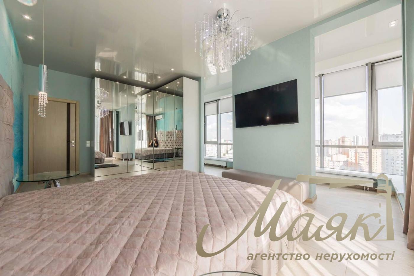 Продаж 2к квартири, 109м2, ЖК Рівер Стоун