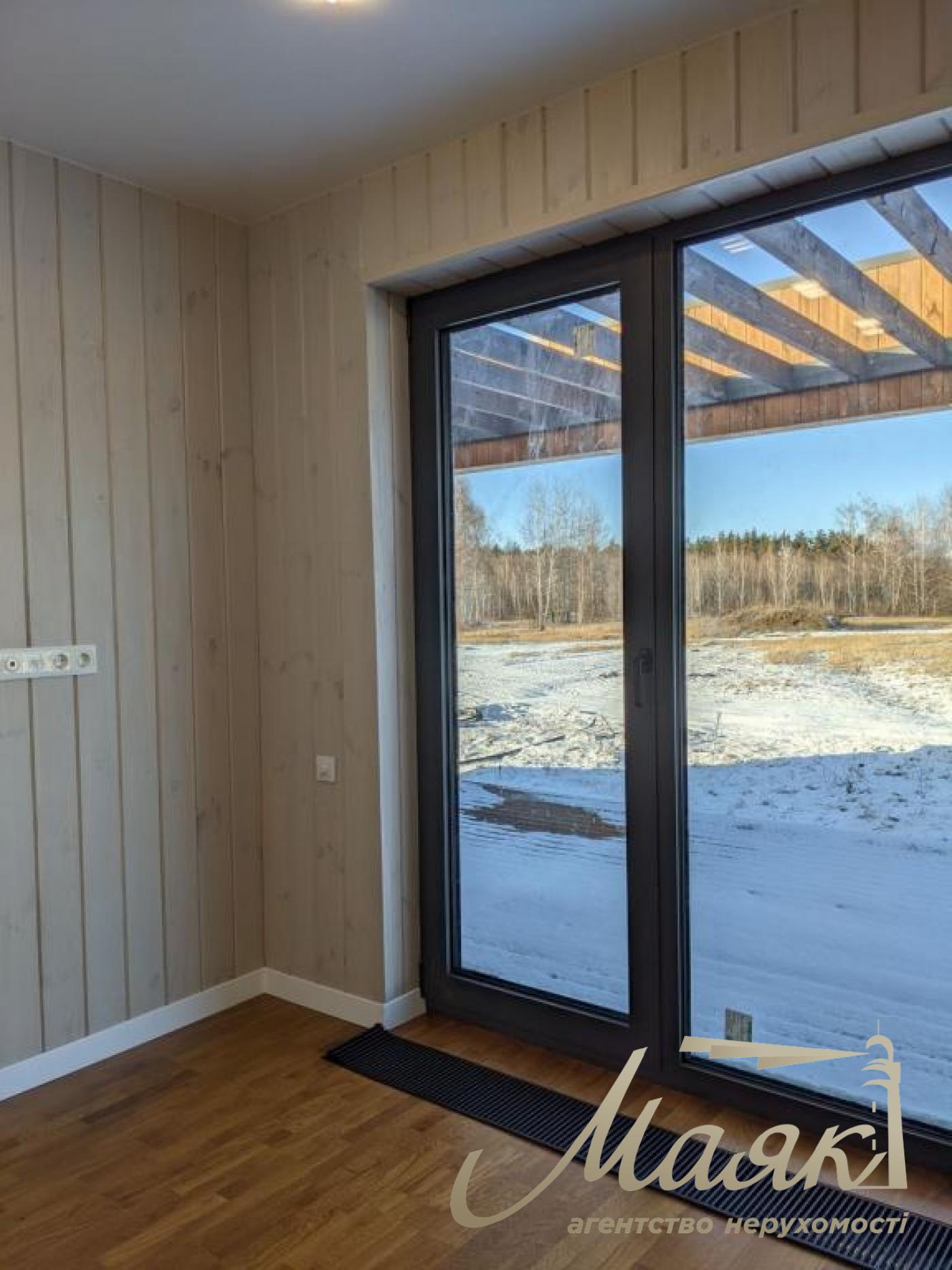 Sale of a country house 76 sq.m. Plot 6 acres. Vishnevoe, Nemeshaevo village. Near the lake.