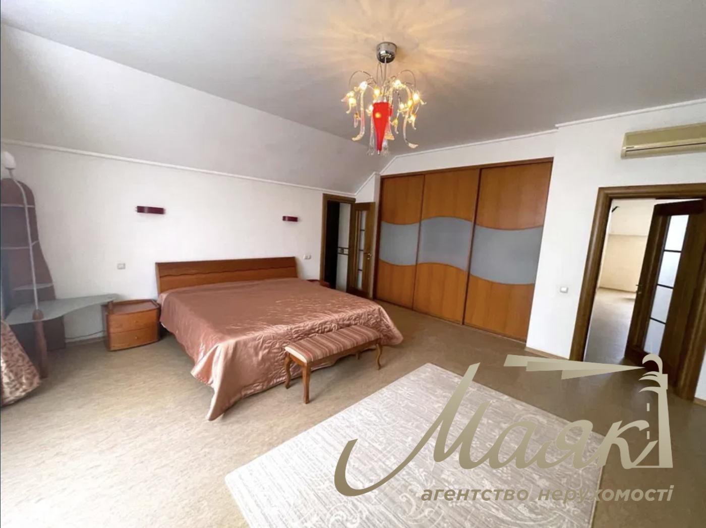 Аренда 2-х этажного дома 340м2, Козин