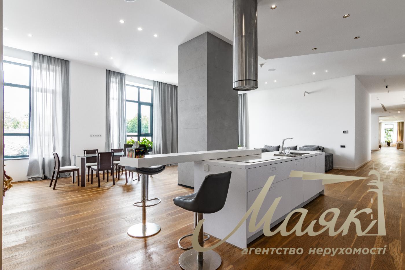 Оренда будівлі 3500м2 у с. с. Красне Перше, поруч із м. Обухів