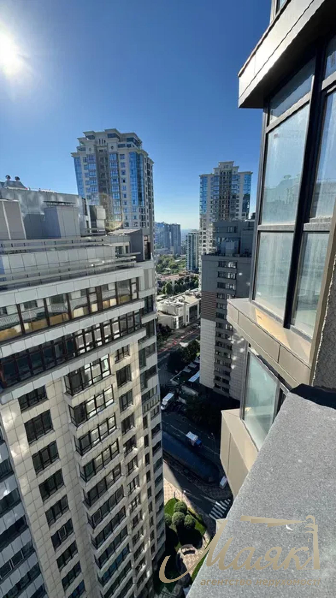 Продаж 3-кімнатної квартири ЖК Delmar, вул. Верхогляда (Драгомирова)