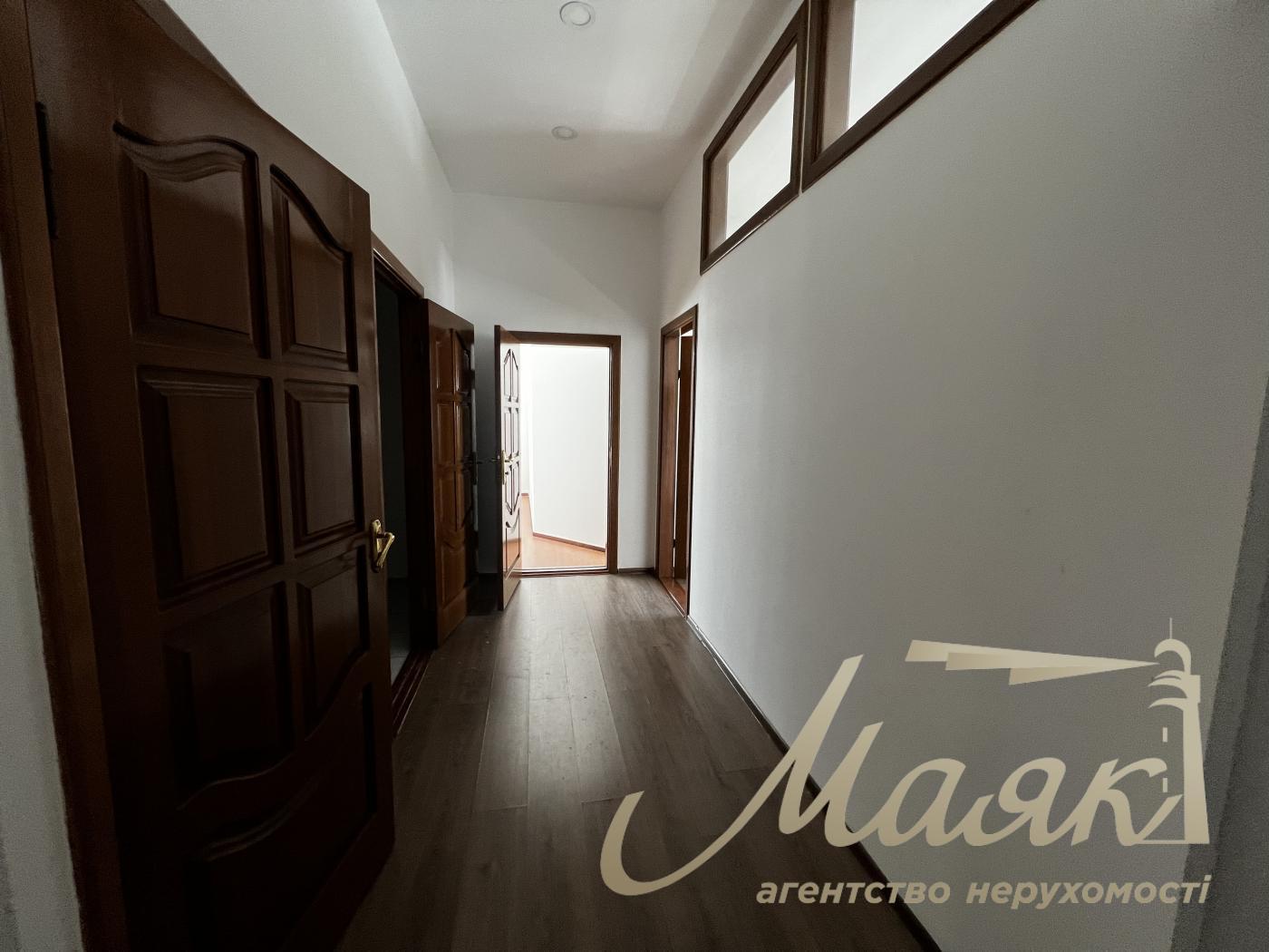 Office space for rent 160m2, Antonovicha st. 103A, Pechersk