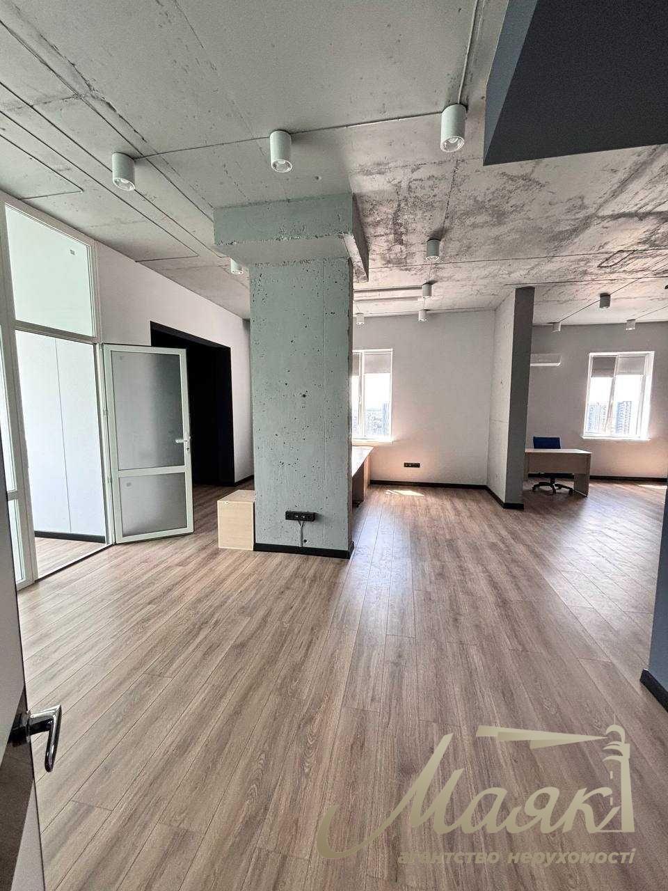 Office for rent 200 m2 in LCD "RIVERSTONE"