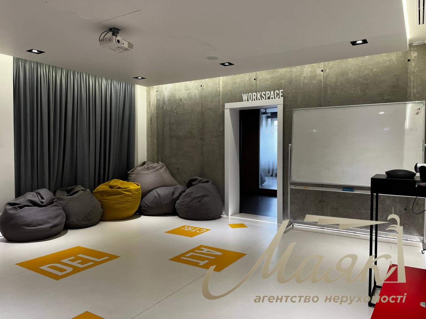 Fully renovated office space for rent, 1,006 m², 6 Havel Street, Solomenka