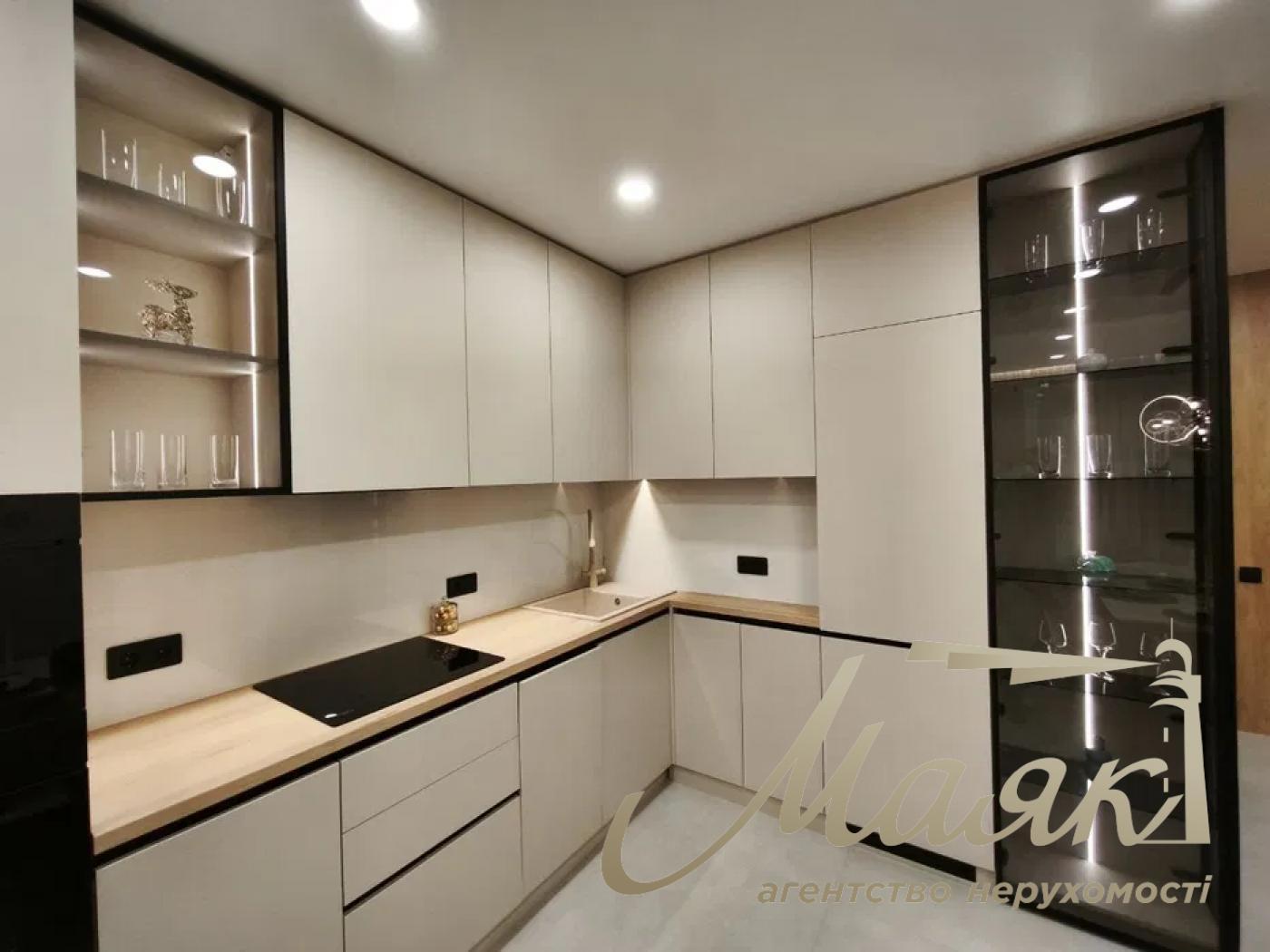 Продаж 1-кімнатної квартири в ЖК "Варшавський 3", Виноградар