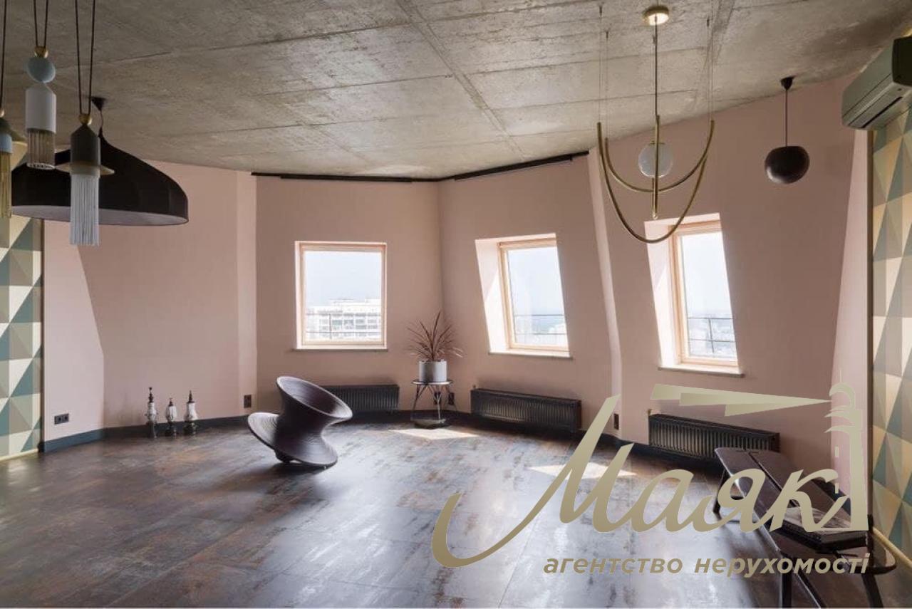 Sale of a penthouse with a view with renovation LOFT 264m2 m.Pecherskaya 5 min walk