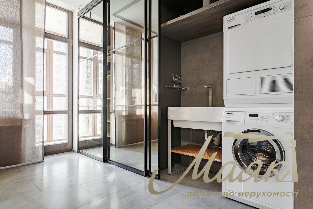 Rent 5-room apartment Residential Complex Novopecherskie Lipki, Verkhoglyada str.