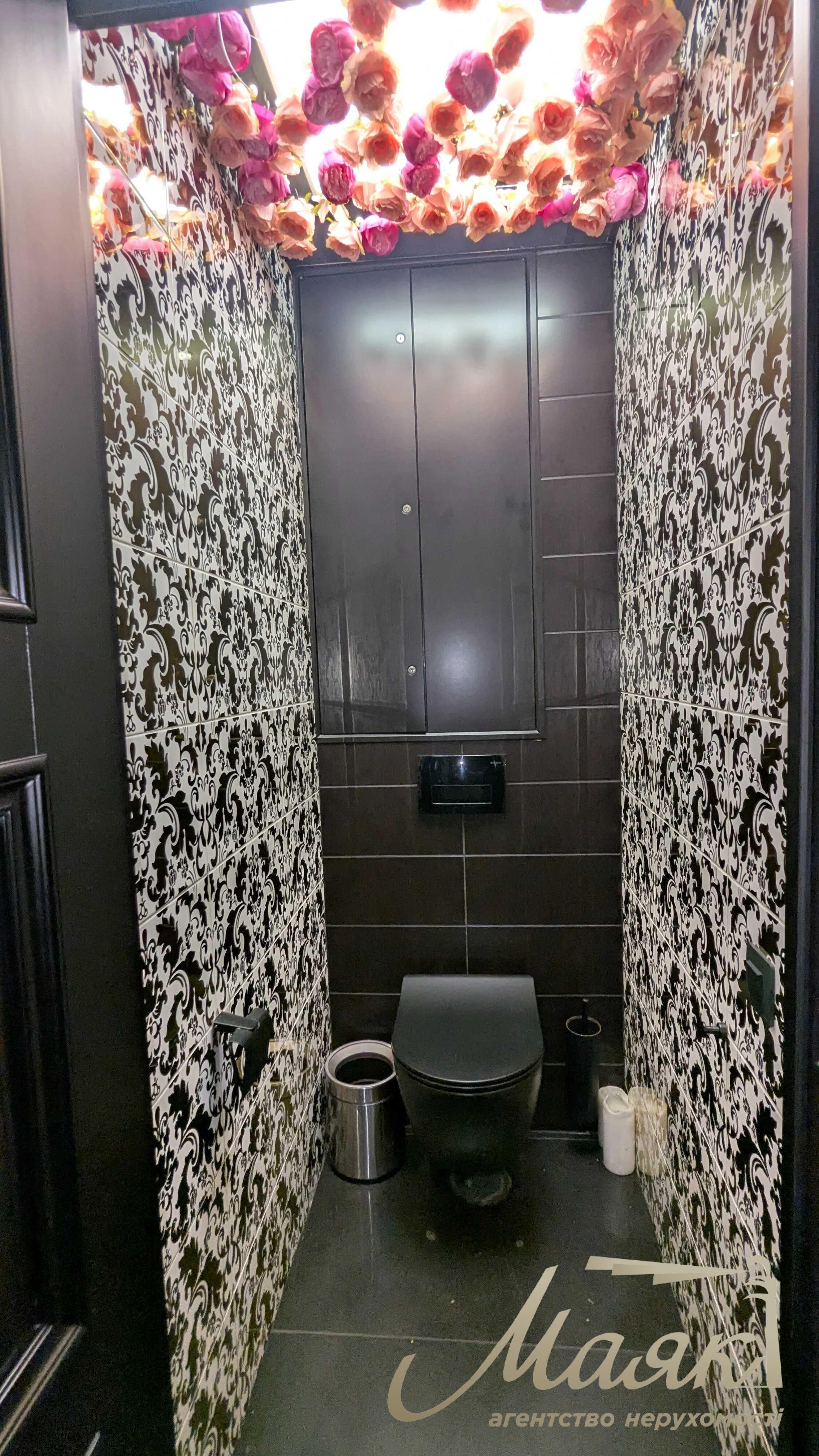 Аренда фасадного помещения под ресторан, салон, шоу-рум, Мазепы 18/19, Арсенальная