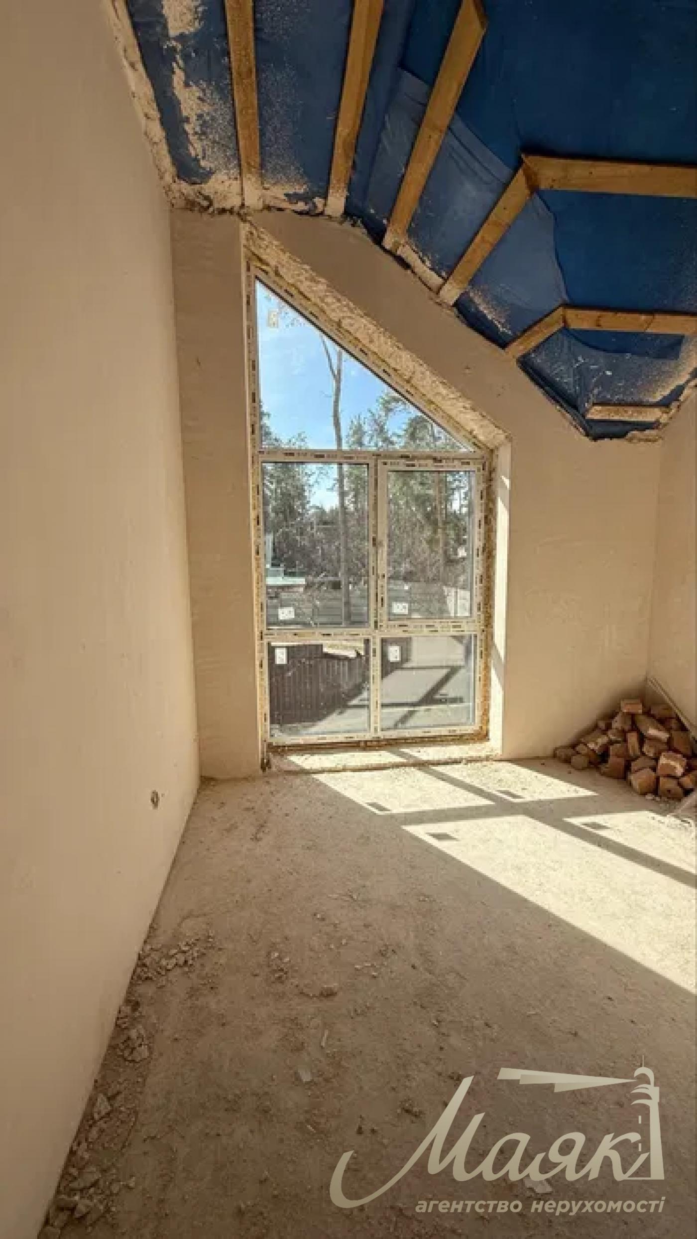 Продаж таунхауса з частковим ремонтом, 80 м2,Ірпінь