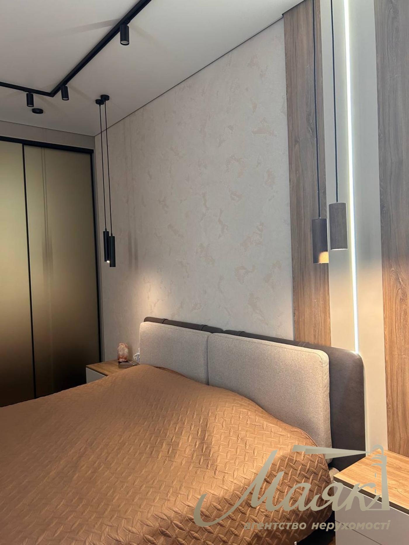 For sale 3-bedroom apartment with terrace in LCD "Italian Quarter" Obolonsky district