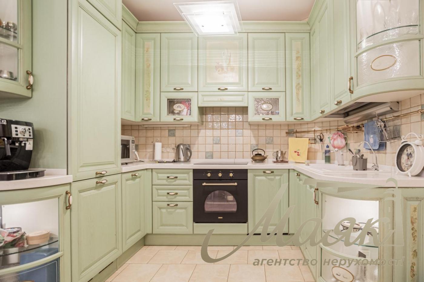 Продаж 4-х кімнатної квартири, 160 м2 у ЖК Diplomat Hall Дипломат Хол Жилянська