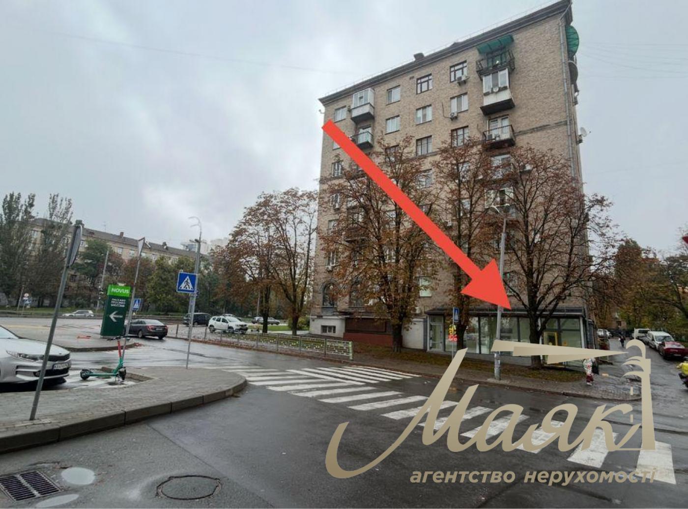 Оренда фасадного приміщення бул. Міхновського, Печерськ