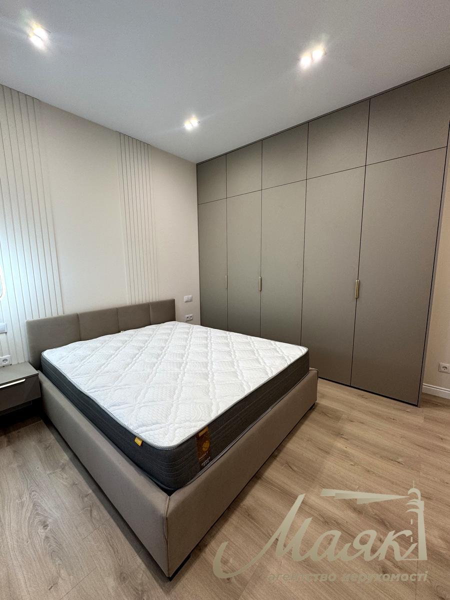 Аренда 3х-комнатной квартиры в ЖК «Новопечерские Липки» ул. Андрея Верхогляда/Драгомирова 15Б, Печерский район.