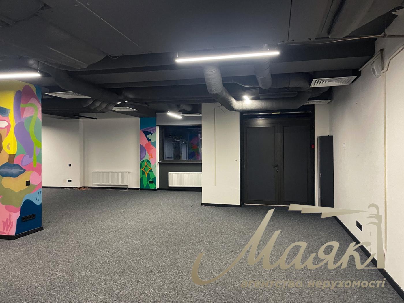 Аренда офисного помещения 561м2 в БЦ по ул.Саксаганского