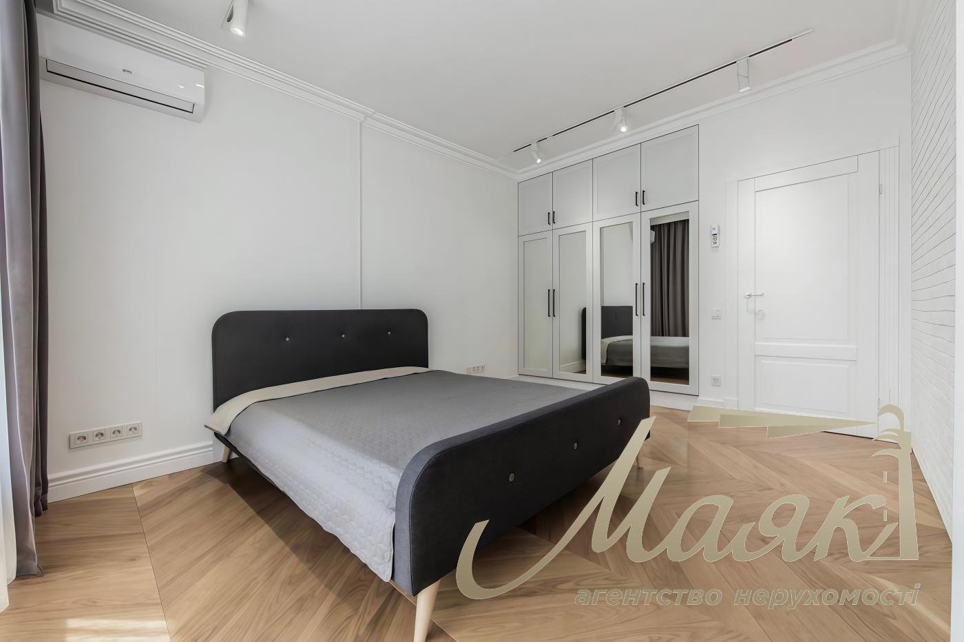 Оренда 4-кімнатної квартири 110м2 ЖК Французький Квартал 2 вул. Предславинська 40, Печерський район, Центр, Київ