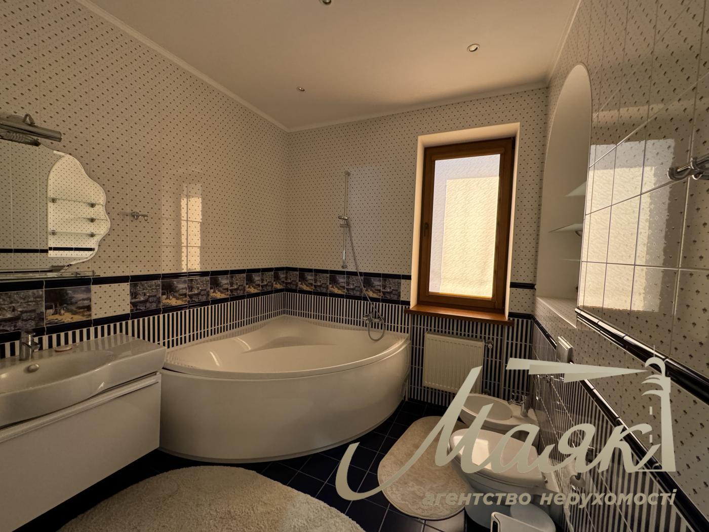 Rent 2-storey house 220m2 in. Ivankovici/Kruglyk, KG "Maetok"