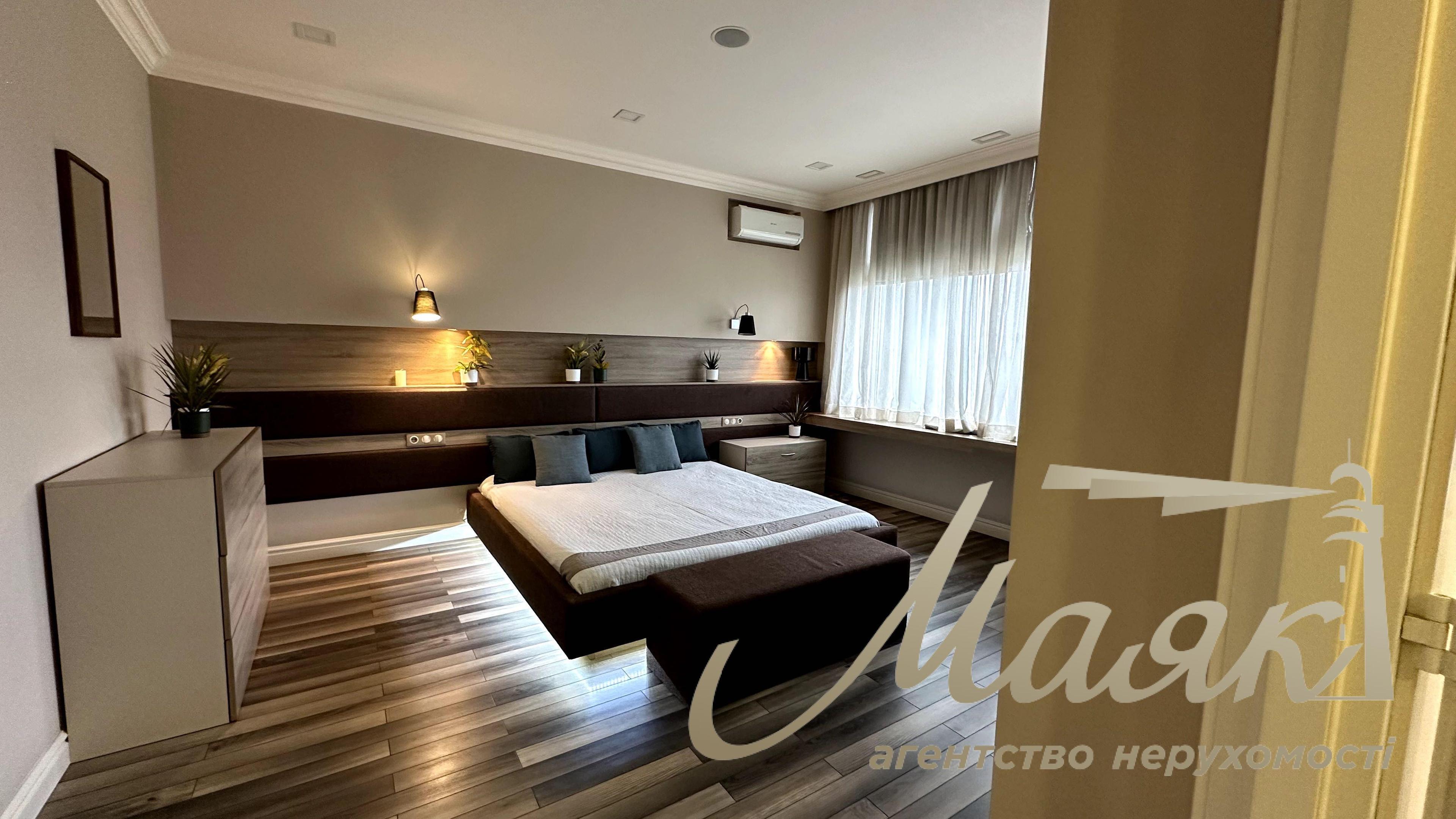 Продаж 1-кімнатної квартири 45м2 з ремонтом у ЖК "Новопечерські Липки", Печерськ.