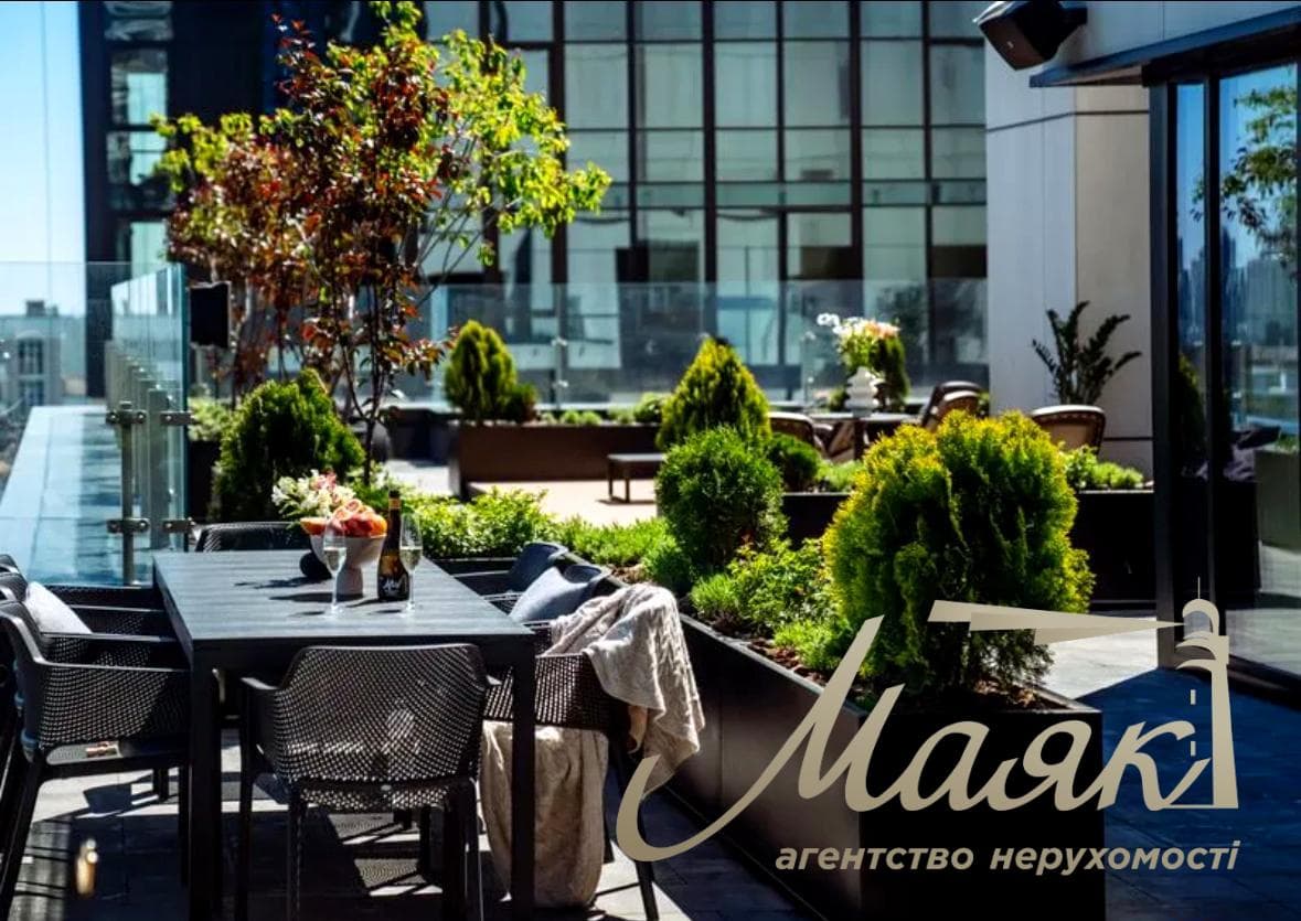 Продаж 3-кімнатної квартири в ЖК TRIIINITY, Печерськ, вул. Василя Тютюнника вул. (Анрі Барбюса), 43