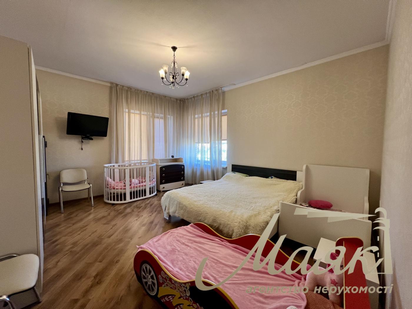 Оренда будинку в Гатному 177м2
