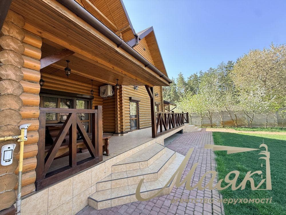 Оренда 2-поверхового будинку площею 200 м², Віта-Поштова