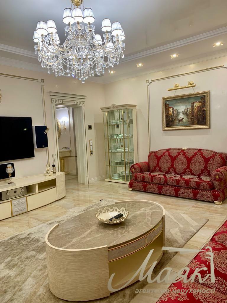 Продаж 4к квартири бульвар Лесі Українки, Печерськ