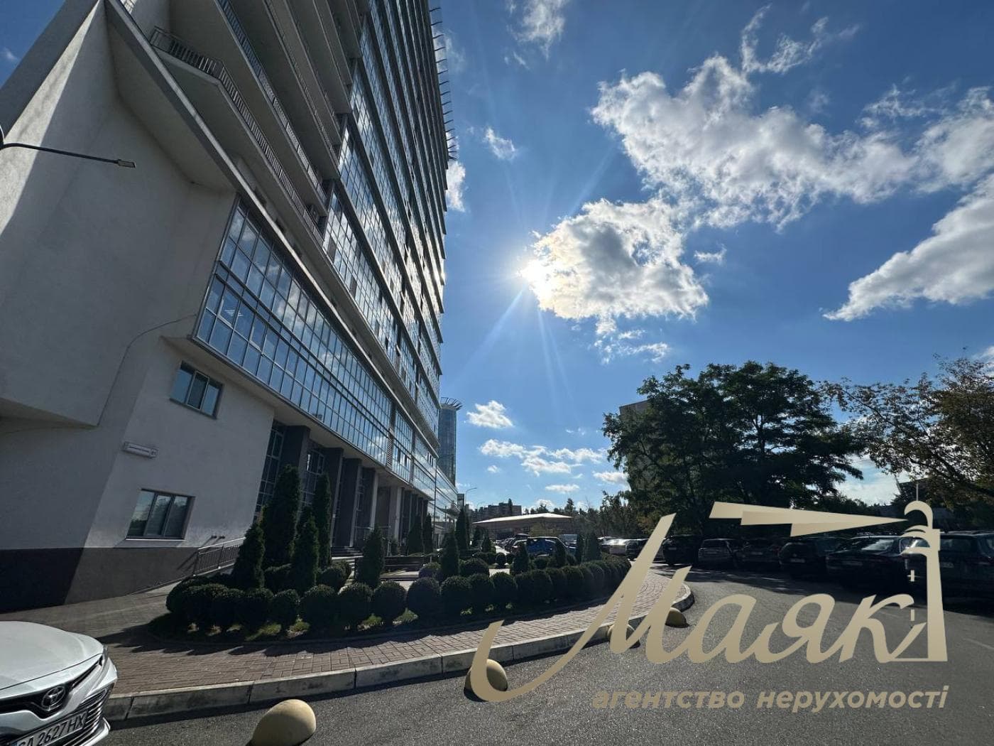 Продаж паркувального місця площею 15 м² у ЖК «Артеміда», бульвар Дарницький, 8-В, Дніпровський район.