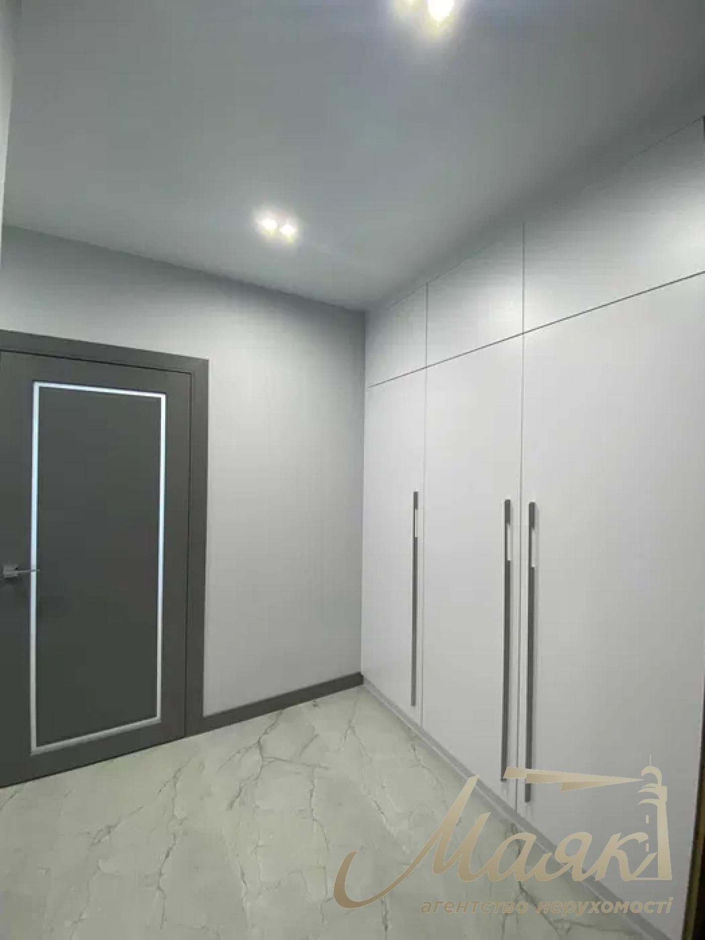 Оренда 3-кімнатної квартири у ЖК «White Lines», 71 м², Голосіївський район