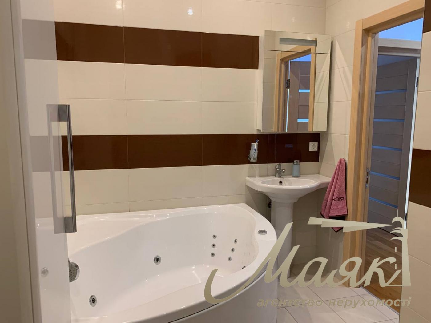 Продаж 3к видової квартири ЖК Рів'єра Ріверсайд, Лівобережна