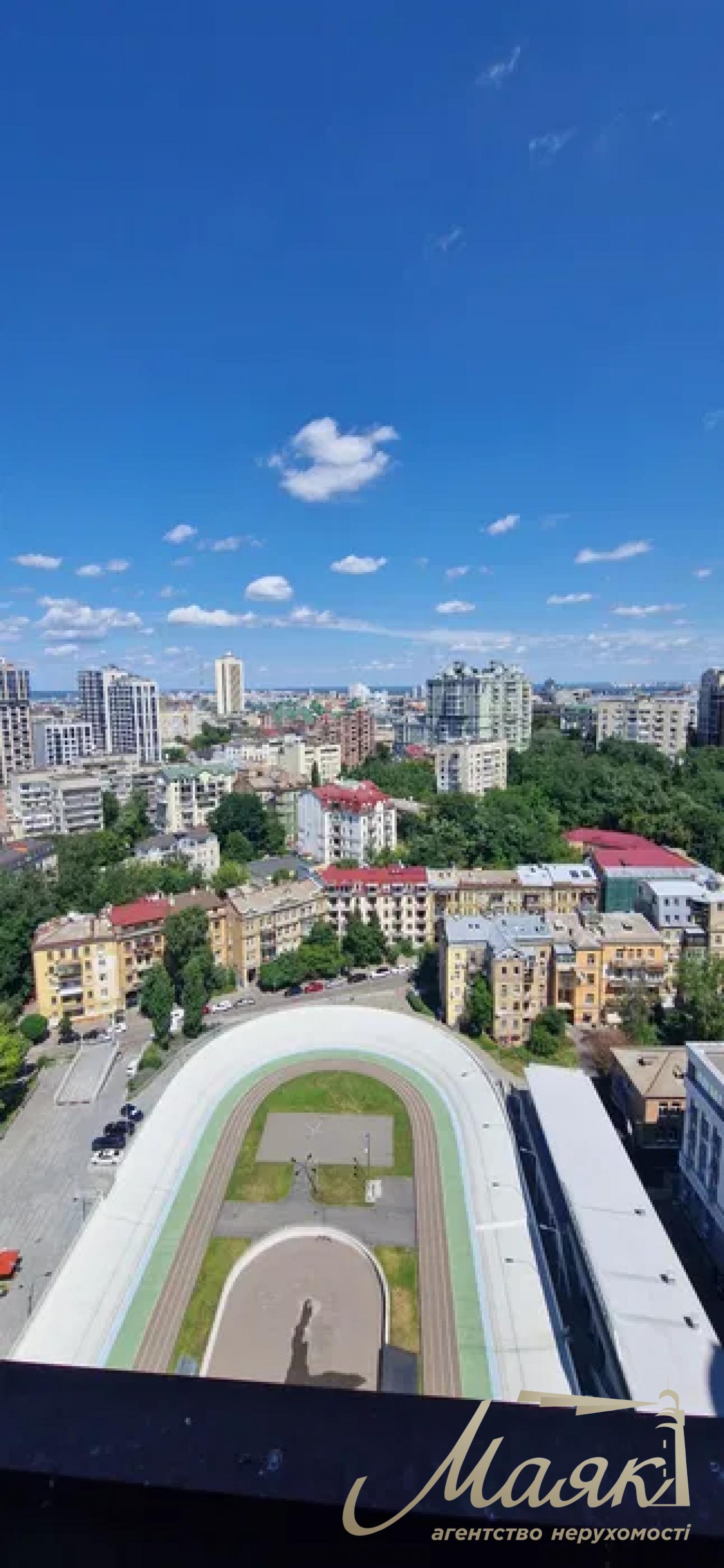 Оренда офісу 214м2 в ЖК Фундуклеївський по вул.Бодана Хмельницького 58-А, Центр.