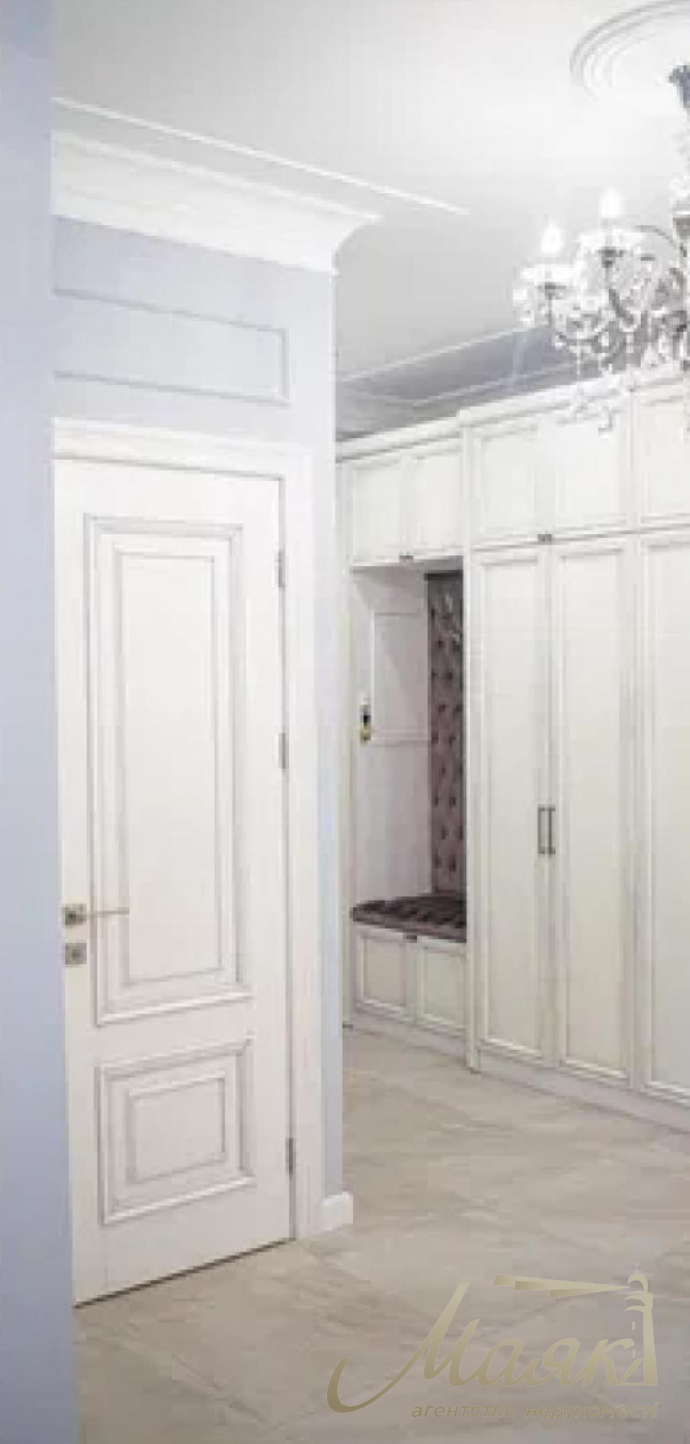 Продаж 4к квартири провулок Лабораторний, Печерськ