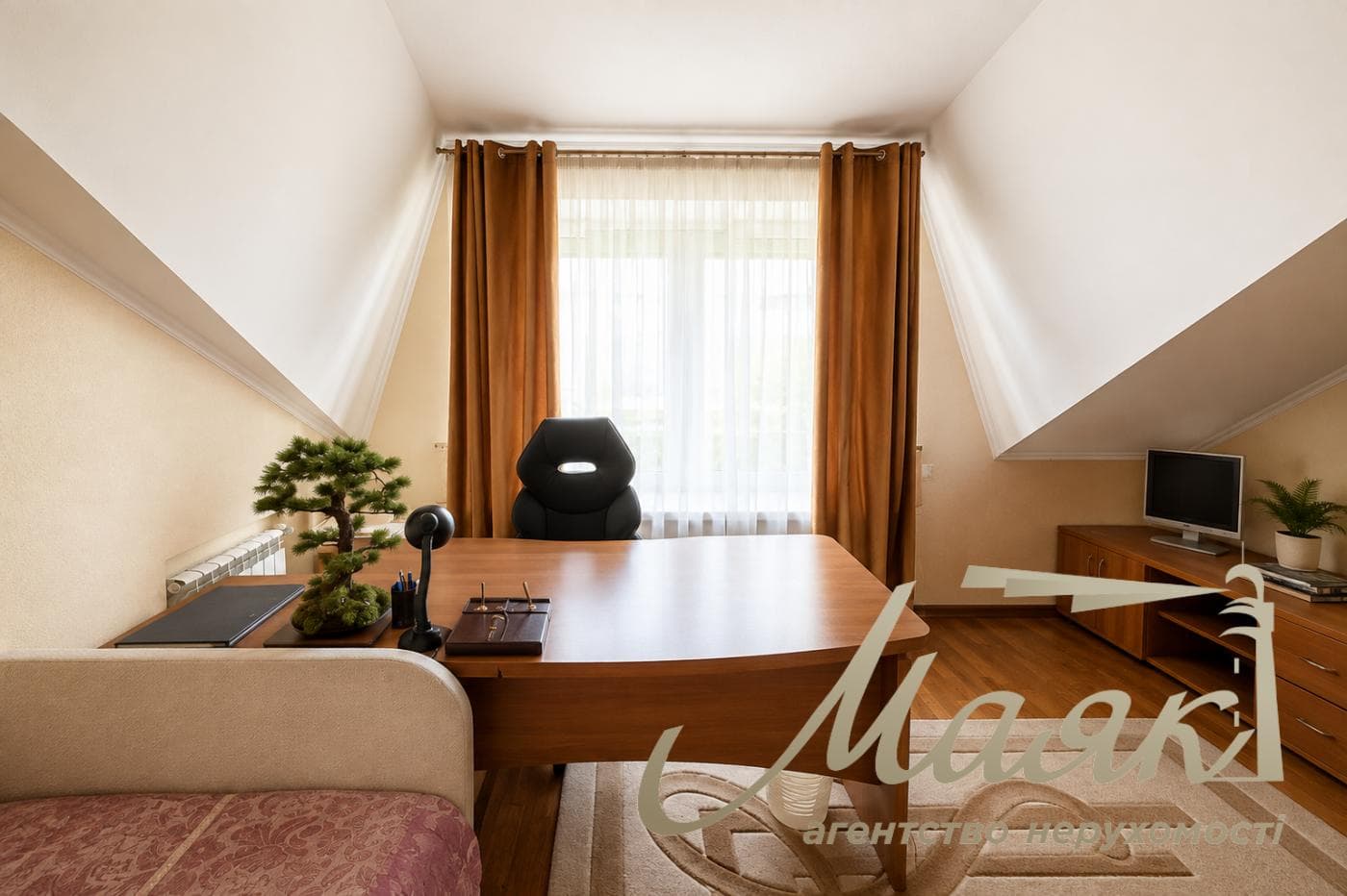 2-story house for rent, 285 m², Podgortsy