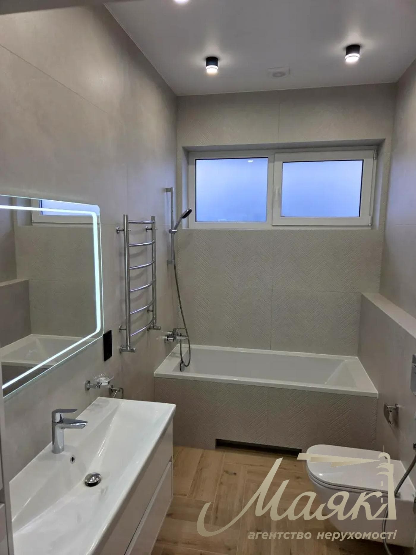 Продаж автономного будинку з сонячною електростанцією | 134 м² | КМ "Міжріччя" Поруч з річкою Десна с. Осещина, вул. Осещина, вул. Зоряна