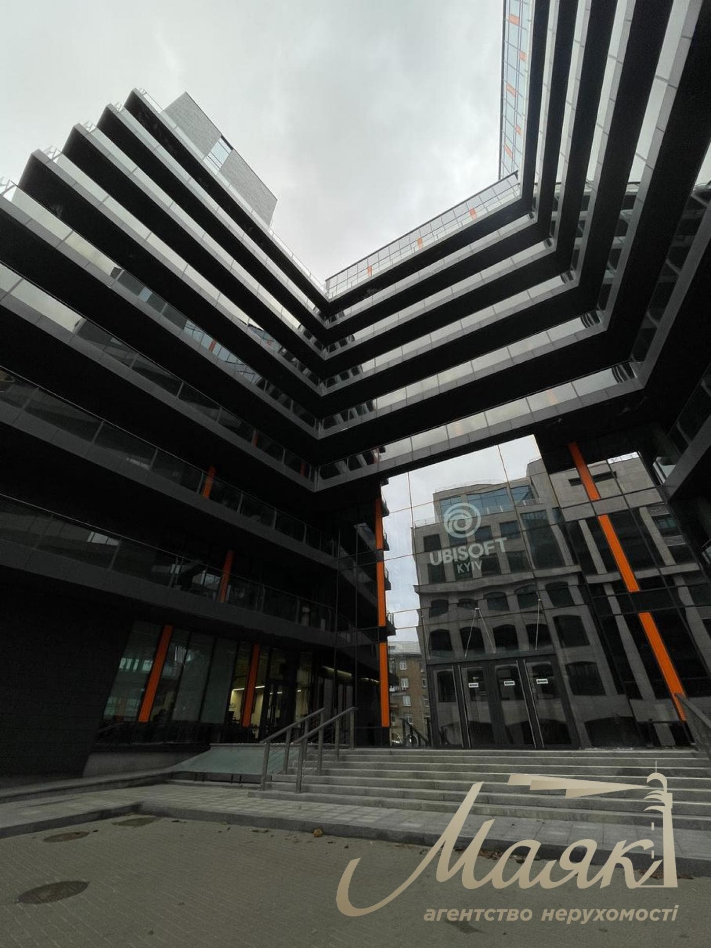 Office Space for Rent in the Business Center on Zoologicheskaya Street, Zoologicheskaya Street